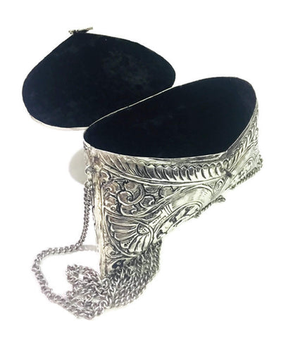 Trend Overseas Indian Vintage Brass silver Purse antique Ethnic clutch Handmade Women metal clutch Bag Party bag