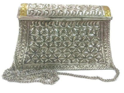 Trend Overseas Hand Carving Vintage Brass Purse antique Ethnic Handmade Women metal clutch Bag Hand clutch Handbag for women hand purse