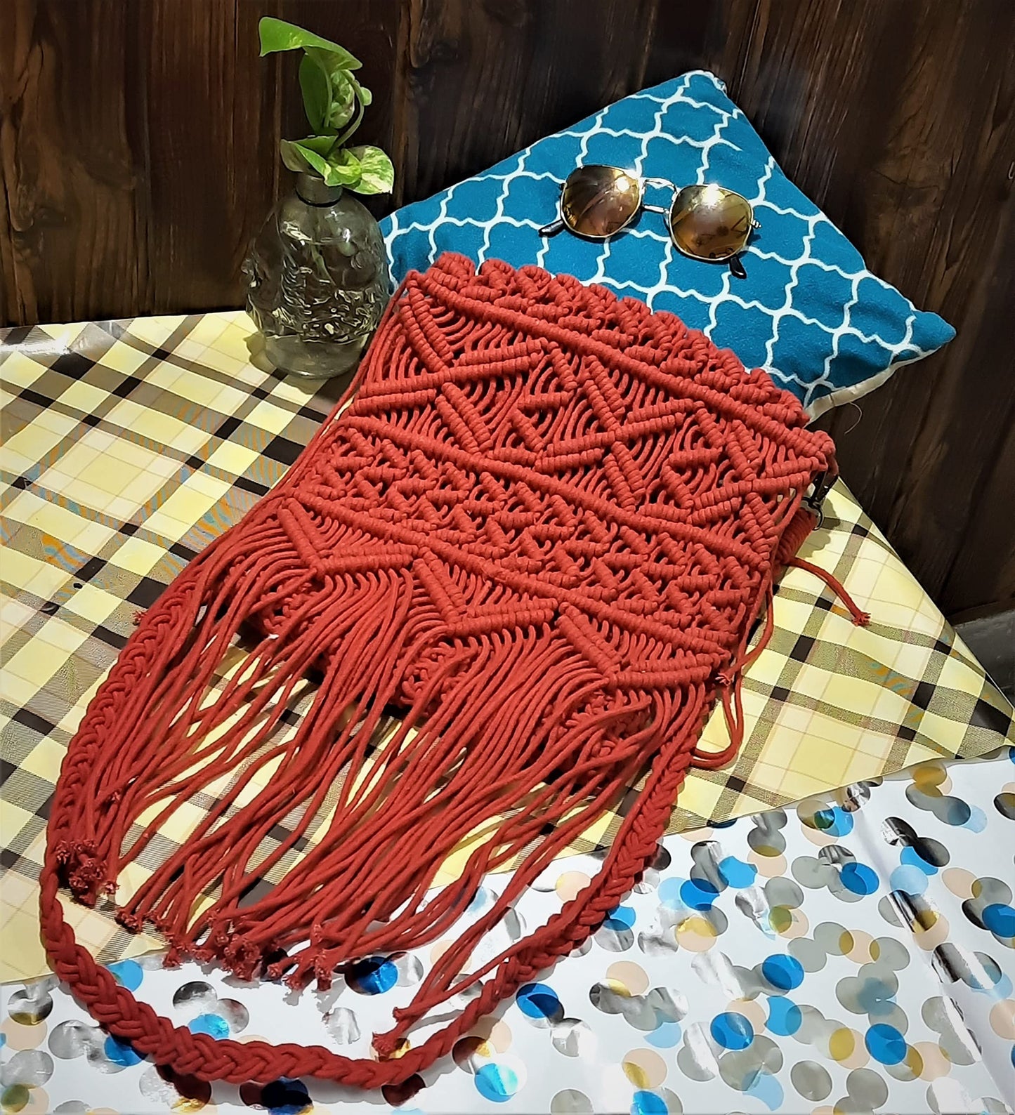 Trend Overseas Women/Girl Handwoven Crochet Macrame Cotton rope Ivory (Off-White) Sling/Clutch Handbag