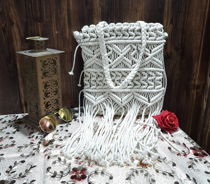 Trend Overseas Women/Girl Handwoven Crochet Macrame Cotton rope Ivory (Off-White) Sling/Clutch Handbag