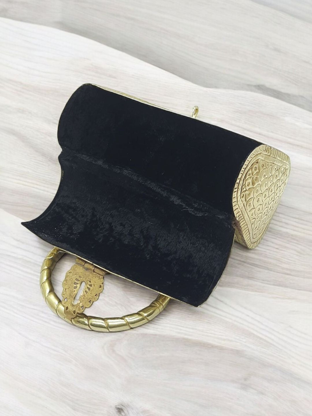 Trend Overseas Gold Metal Bridal Clutch – Brass Handle Evening Purse for Weddings & Parties