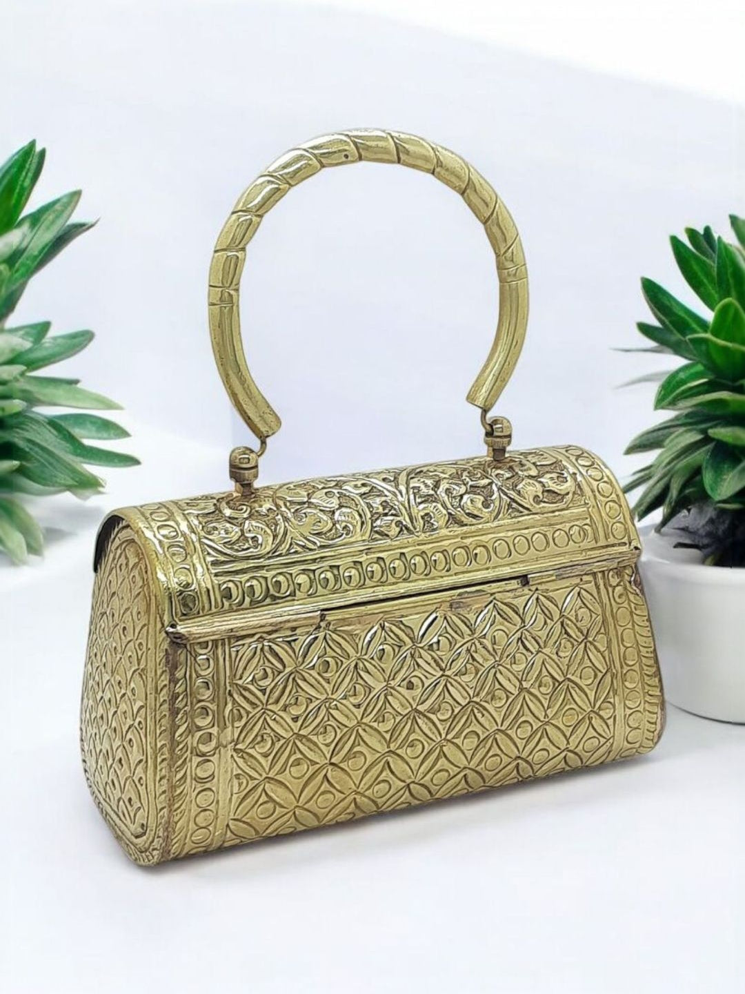 Trend Overseas Gold Metal Bridal Clutch – Brass Handle Evening Purse for Weddings & Parties